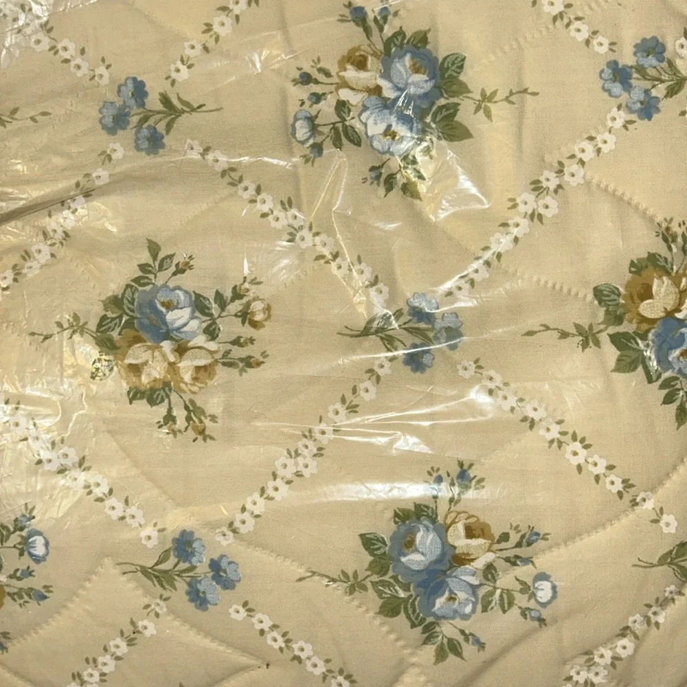NWT Vintage Mid Century Modern Montgomery Ward Blue Floral Quilted Bedspread